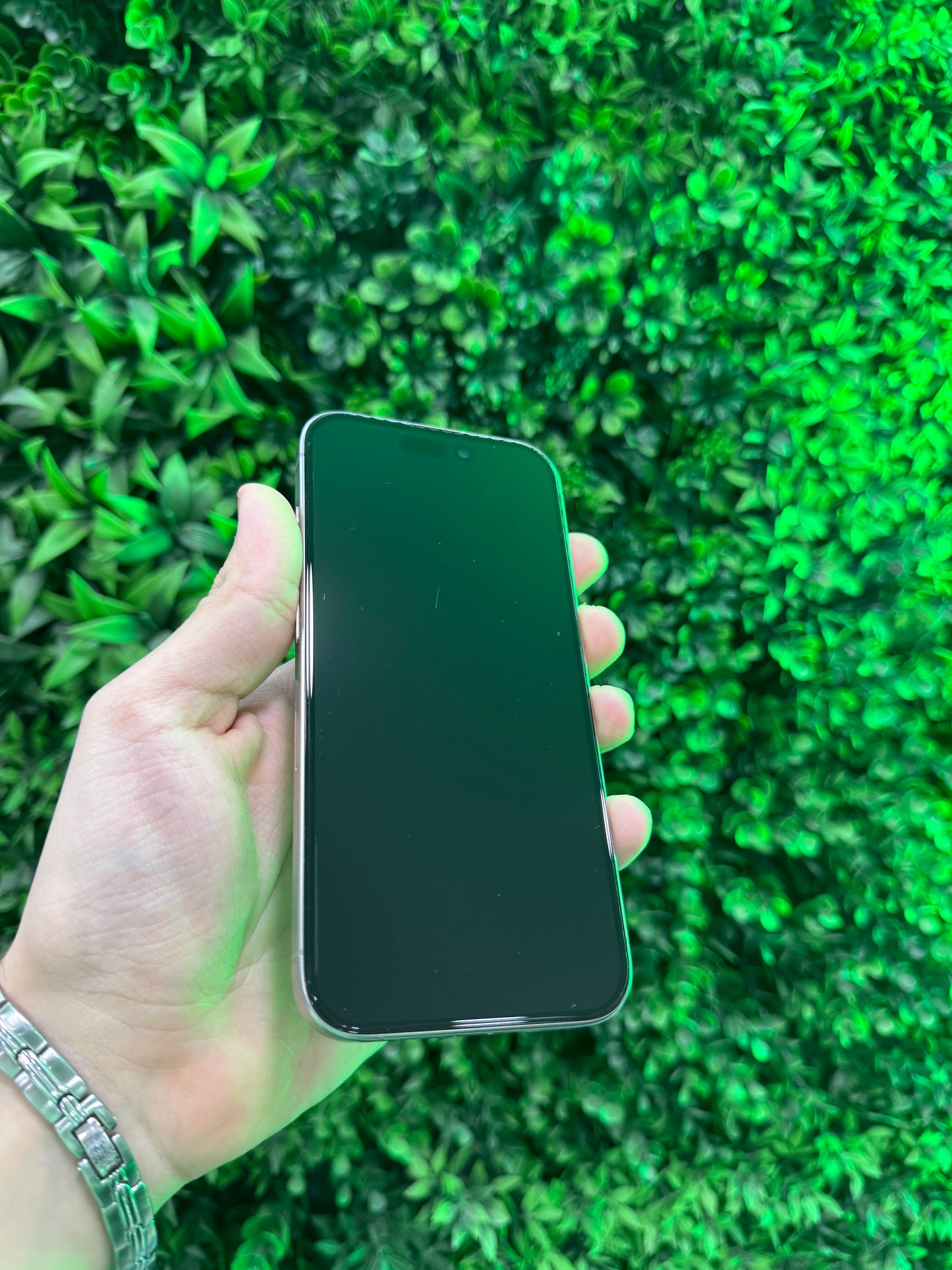 iPhone 15 Pro 256 GB Natural Titanyum – İkinci El
