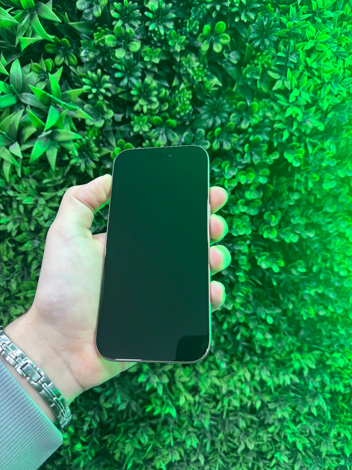 iPhone 16 Pro 128 GB Çöl Titanyum – İkinci el